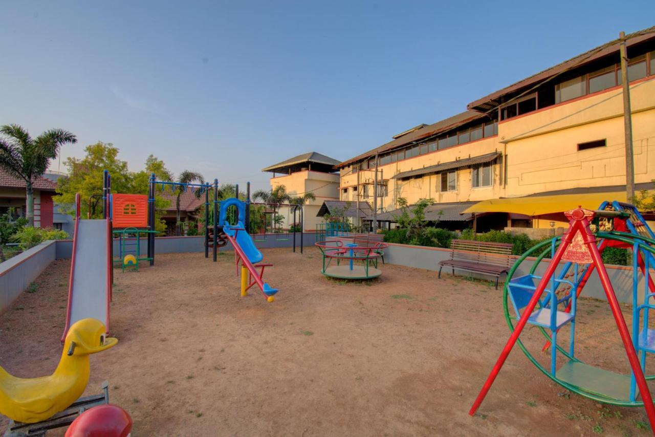 Woodstock Resorts Madikeri Eksteriør billede