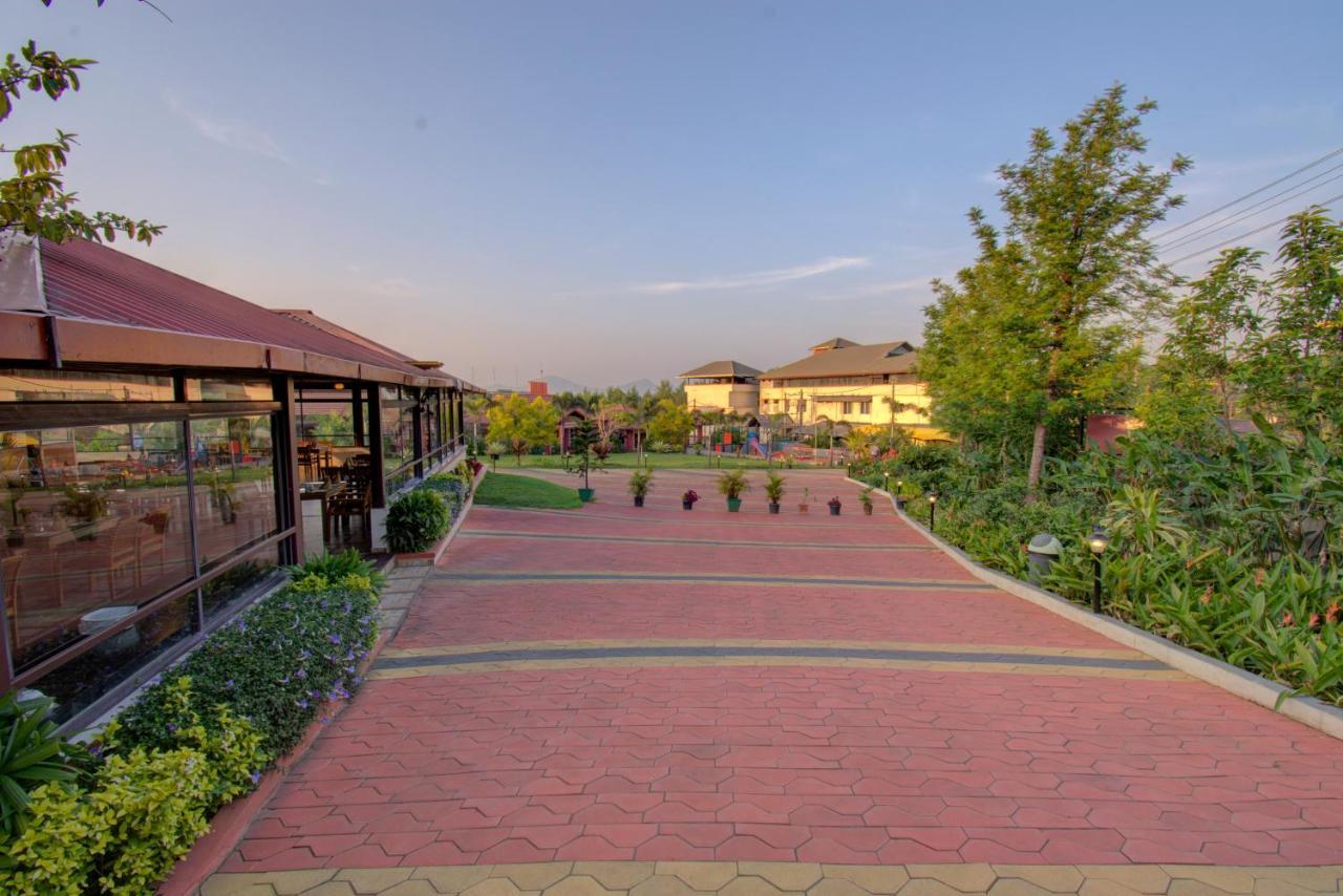 Woodstock Resorts Madikeri Eksteriør billede